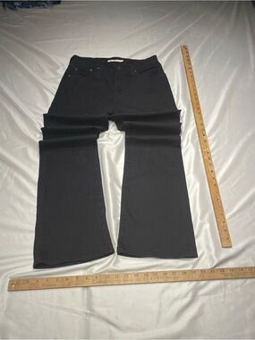Levi’s Made & Crafted Big E 725 High Rise Bootcut Jeans – W29 L30 jet black.